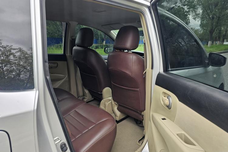 Used Nissan Livina 2015 1.6XE CVT Comfort Edition
