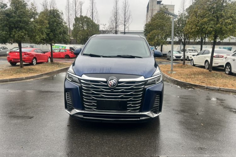 Used Buick GL8 2023 Land Executive Class Smart Enjoyment Model
