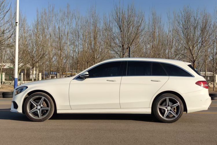 Used Mercedes-Benz C-Class 2015 C 200 station wagon
