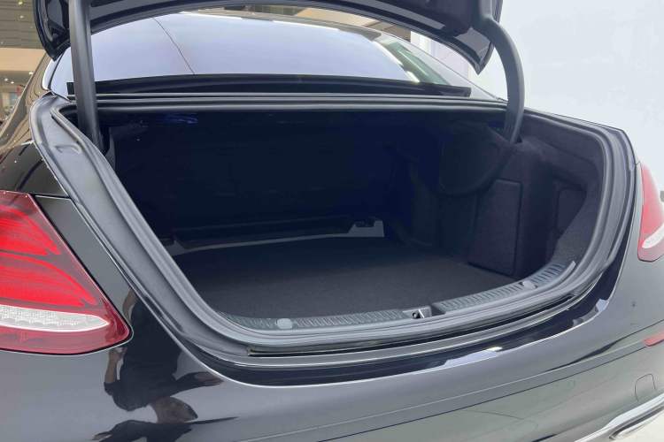 Used Mercedes-Benz E-Class 2020 E 300 L Luxury Model