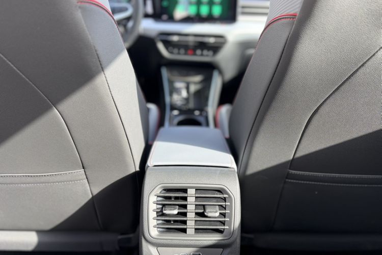 Used Volkswagen Lamando 2025 Lavida L 280TSI DSG Cool & Spicy Edition
