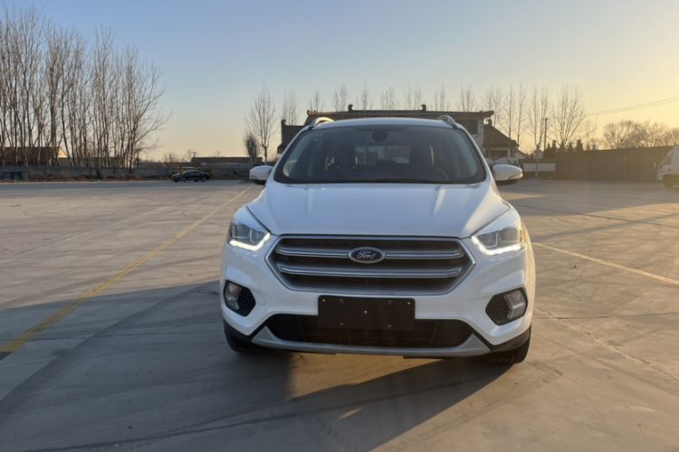 Used Ford Kuga 2018 EcoBoost 180 Two-Wheel-Drive Platinum Edition
