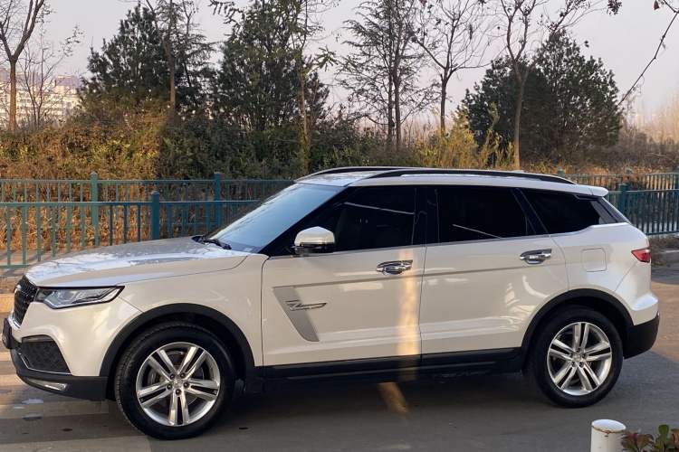 Used Zotye T700 2017 1.8T Dual-Clutch Luxury Model