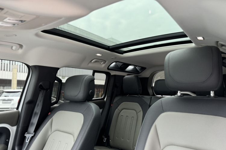 Used Land Rover Defender 2022 110 P400 X-DYNAMIC HSE
