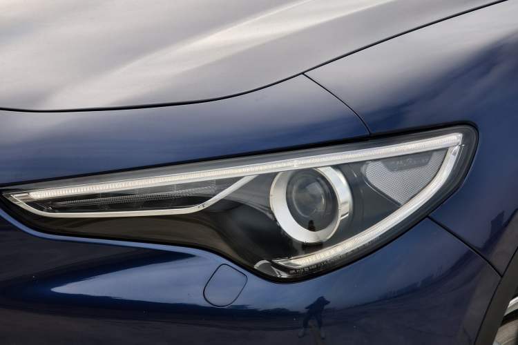 Used Alfa Romeo Stelvio 2017 2.0T 200HP Elite Edition
