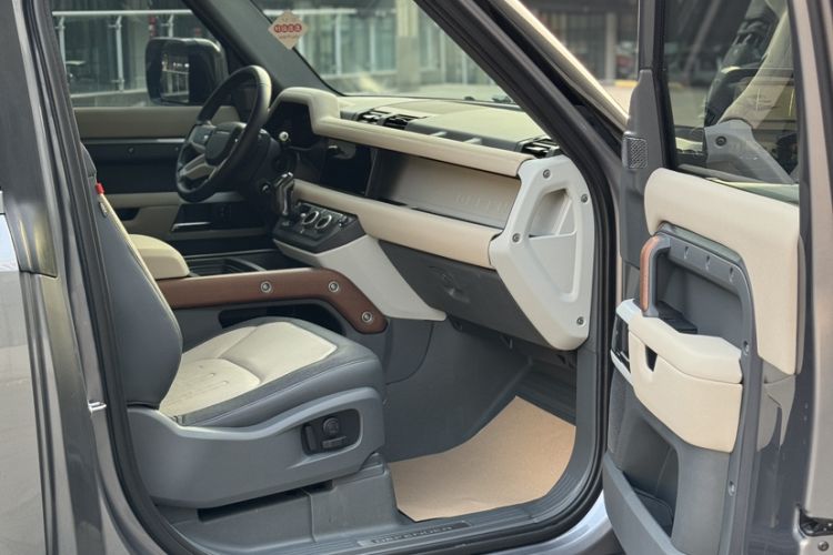 Used Land Rover Defender 2021 90 P400 X-DYNAMIC S
