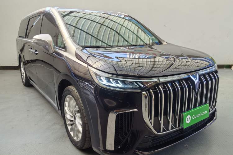 Used VOYAH Dream 2024 PHEV Extended-Range Premium Edition