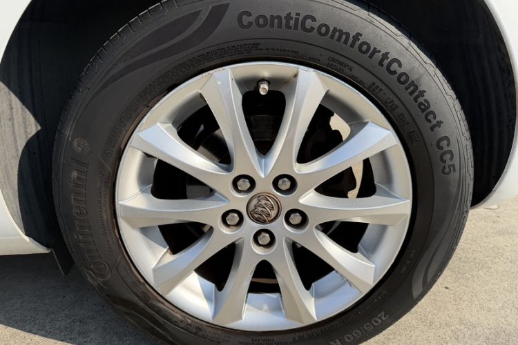 Used Buick GT 2014 XT 1.6L Automatic Fashion Edition