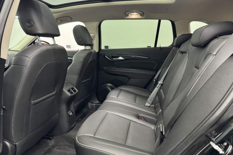 Used Buick Envision 2023 Encore Plus 652T Five-Seat Luxury Model