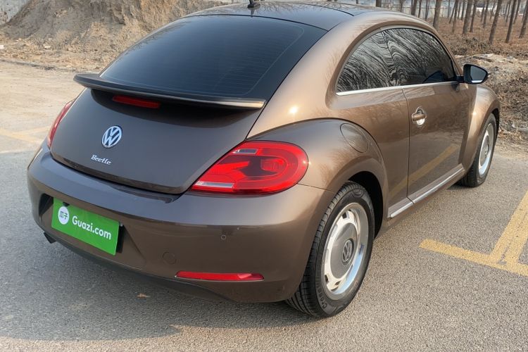 Used Volkswagen Beetle 2015 180TSI model
