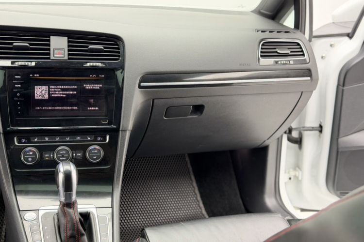 Used Volkswagen Golf GTI 2016 2.0 TSI GTI
