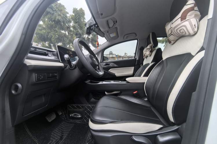 Used Geometry E Firefly 2024 301km Starlight