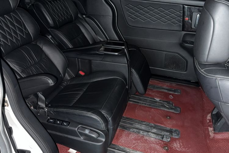 Used Honda Elysion 2019 2.0L Hybrid Luxury Edition