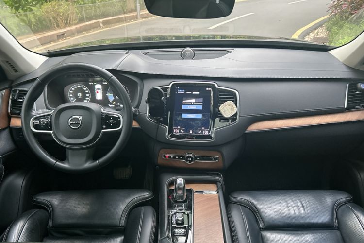 Used Volvo XC90 New Energy 2018 E-Drive Hybrid T8 Prestige 7-Seater
