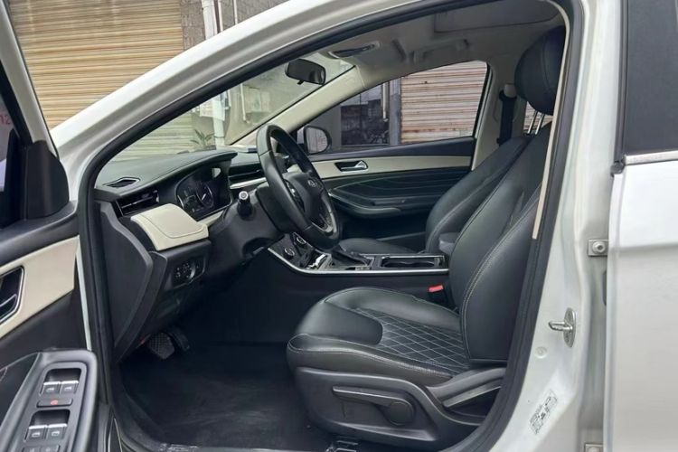 Used Chery Arrizo GX 2019 1.5T CVT New Dynamic Color Version China V Standard
