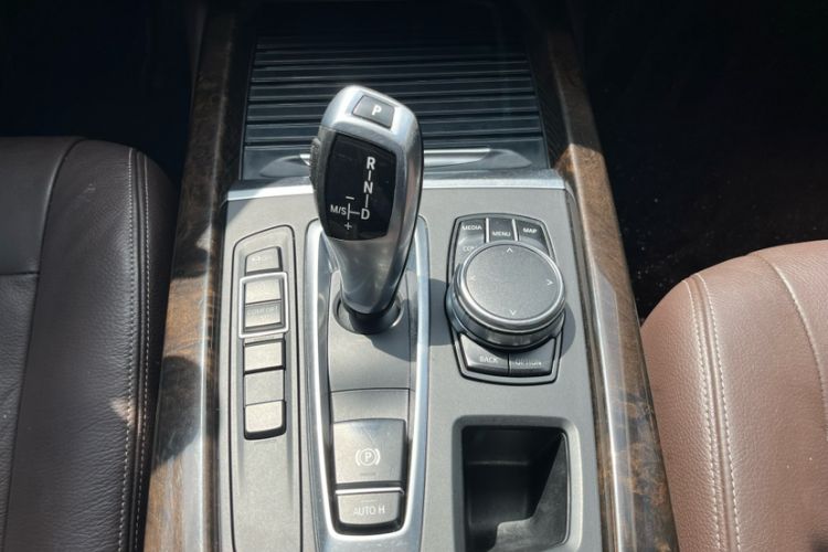 Used BMW X5 2017 xDrive28i
