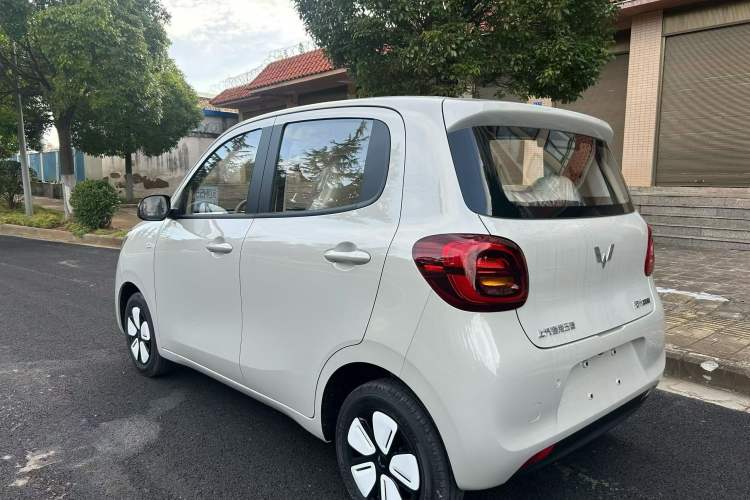 Used Wuling Hongguang MINIEV 2025 Four-Door Version Advanced Edition
