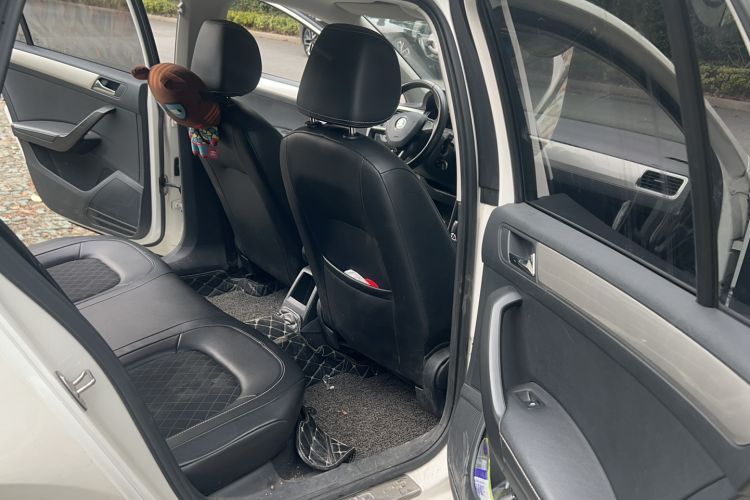 Used Skoda Rapid Spaceback 2018 1.6L Automatic Comfort Edition
