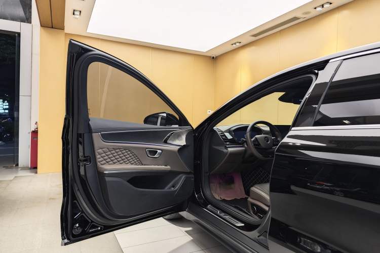 Used BYD Han 2023 DM-i Champion Edition 121KM Prestige Model
