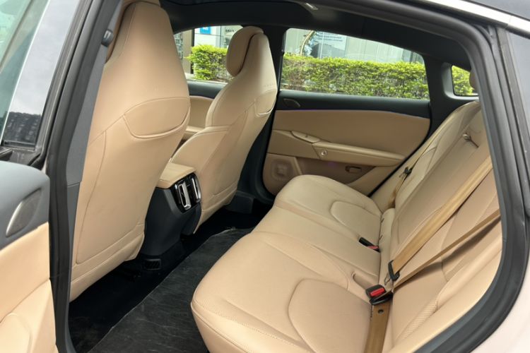 Used ARCFOX Alpha S5 2024 708MAX 200kW
