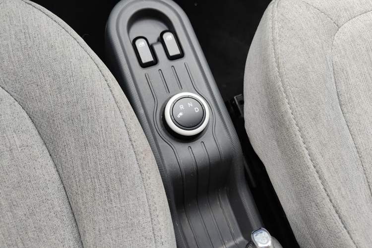 Used Wuling Hongguang MINIEV 2021 Macaron Fashion Model Lithium Iron Phosphate
