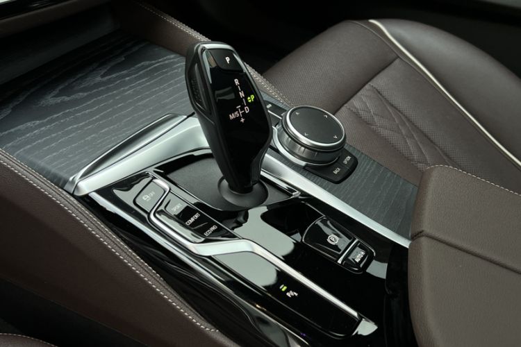 Used BMW 5 Series 2022 530Li Leading Model M Sport Package
