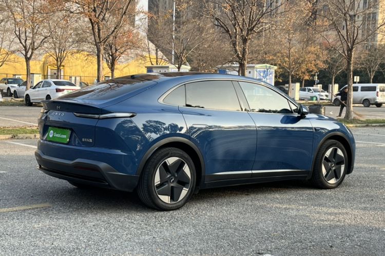 Used ONVO L60 2024 60 kWh All-Wheel Drive
