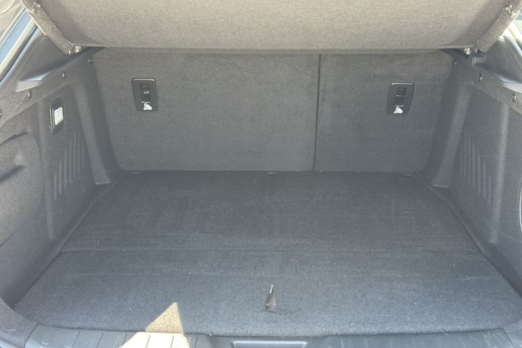 Used  L07 2024 230Max Qiankun Intelligent Driving ADS SE Range-Extended Version
