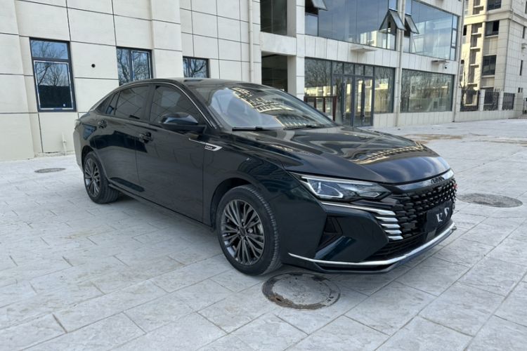 Used Dongfeng Aeolus Yixuan MAX 2023 1.5T Super-Powered Dad Edition
