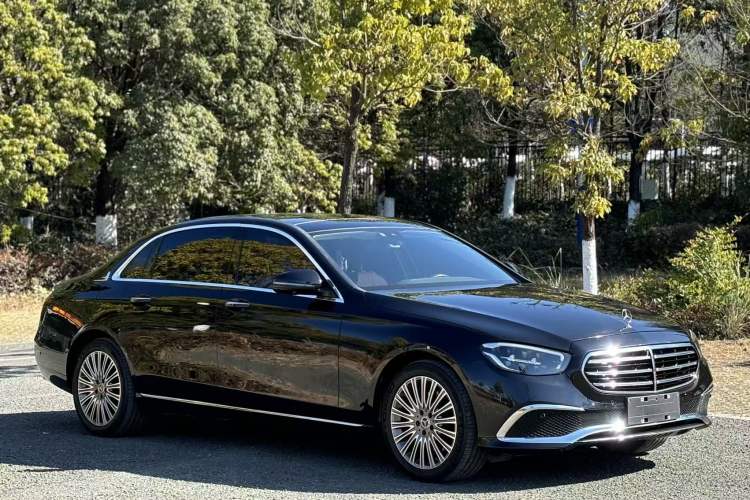 Used Mercedes-Benz E-Class 2021 E 300 L Stylish Model
