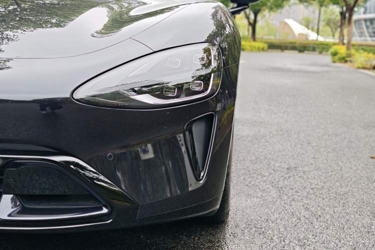 Used  SU7 2024 Four-Wheel Drive Ultra-Long Range Advanced Intelligent Driving Max Edition