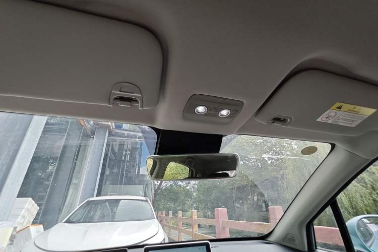 Used NETA V 2022 Chao 300 Lite Lithium Iron Phosphate
