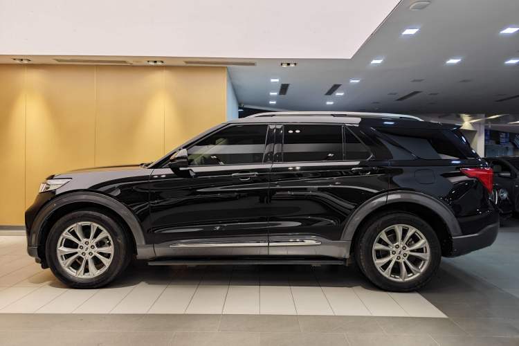 Used Ford Explorer 2020 EcoBoost 285 Four-Wheel Drive Trend Edition 6 Seats
