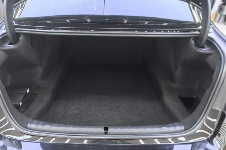 Used BMW 5 Series 2019 530Li Leading Model Luxury Package