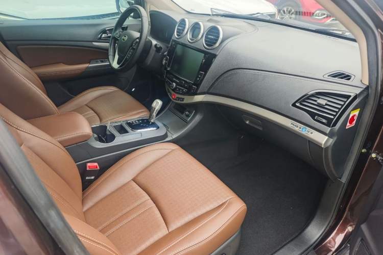 Used BYD S7 2015 2.0T Automatic Flagship Edition
