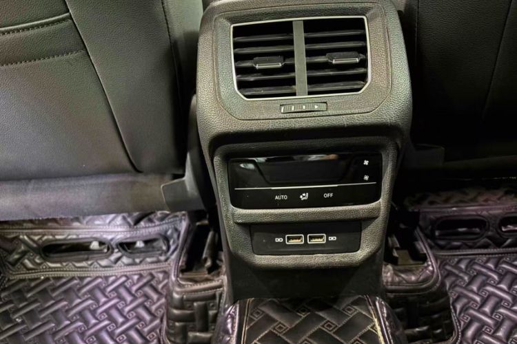 Used Volkswagen Tayron 2020 280TSI Two-Wheel Drive Luxury Connect Edition
