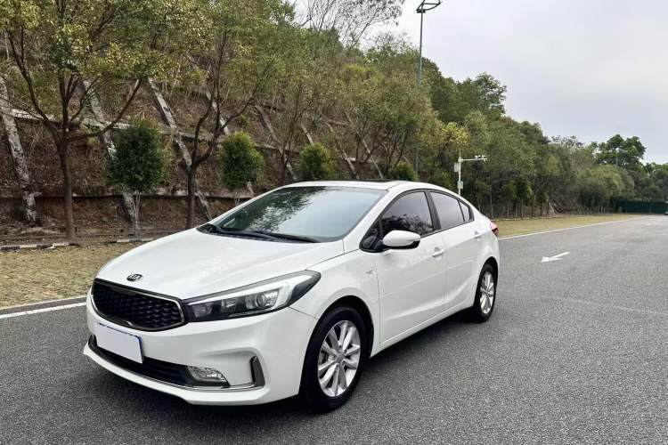 Used Kia K3 2016 1.6L Automatic with Sunroof
