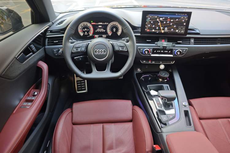 Used Audi A4L 2024 40 TFSI Luxury Dynamic Edition
