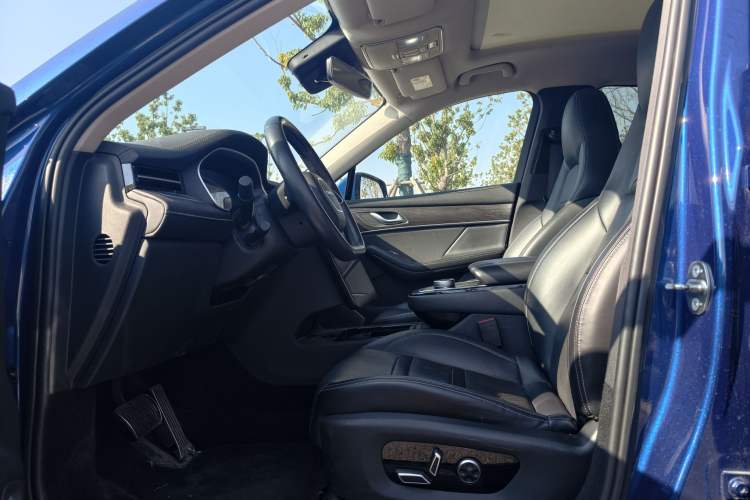 Used  SF5 2021 Huawei Smart Selection Four-Wheel Drive Edition