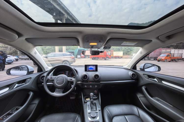 Used Audi A3 2016 Limousine 35 TFSI Prestige Edition
