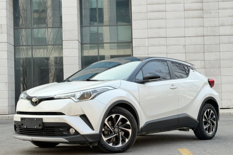 Used Toyota IZOA 2018 2.0L Yichi Version China VI Standard