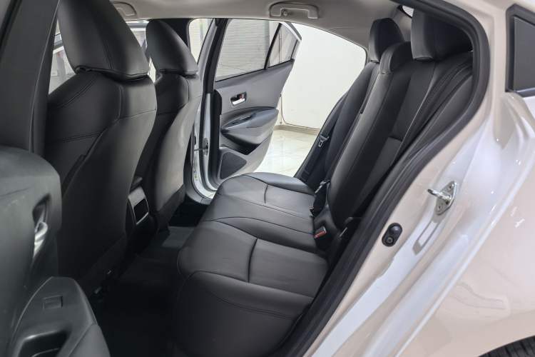 Used Toyota Corolla 2022 TNGA 1.5L CVT Pioneer Edition
