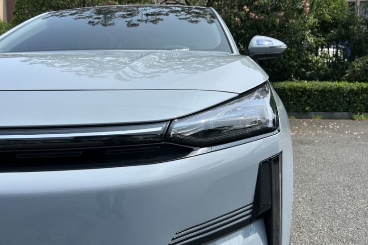 Used  L6 2024 125km PLUS Dragon Edition
