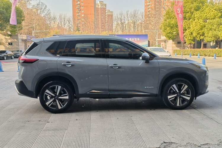 Used Nissan X-Trail 2023 e-POWER Ultra-Hybrid Dual-Motor All-Wheel-Drive Supreme Edition
