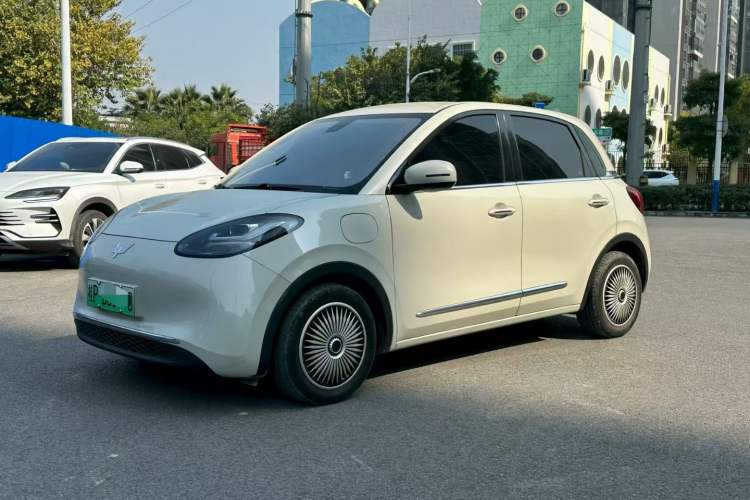 Used Wuling Bingo 2023 333 km Lingxi Connected+ Version