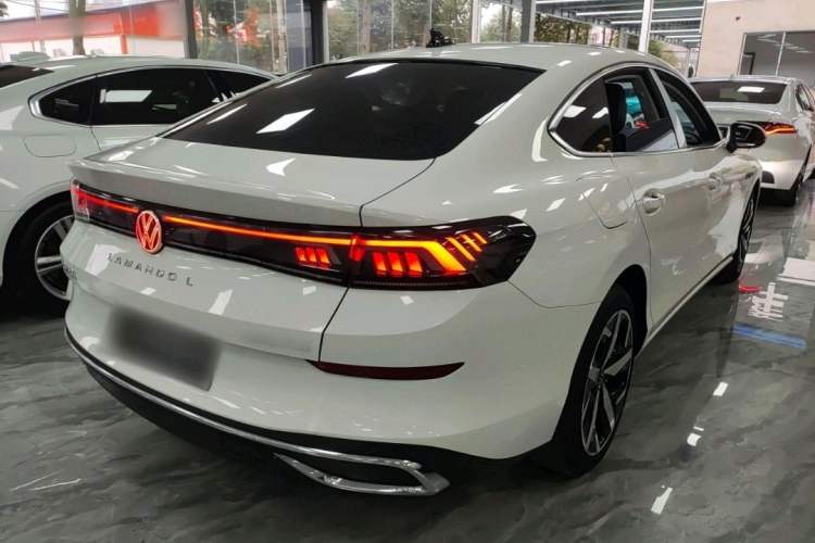 Used Volkswagen Lamando 2023 Lavida L 280TSI DSG Cool & Spicy Edition
