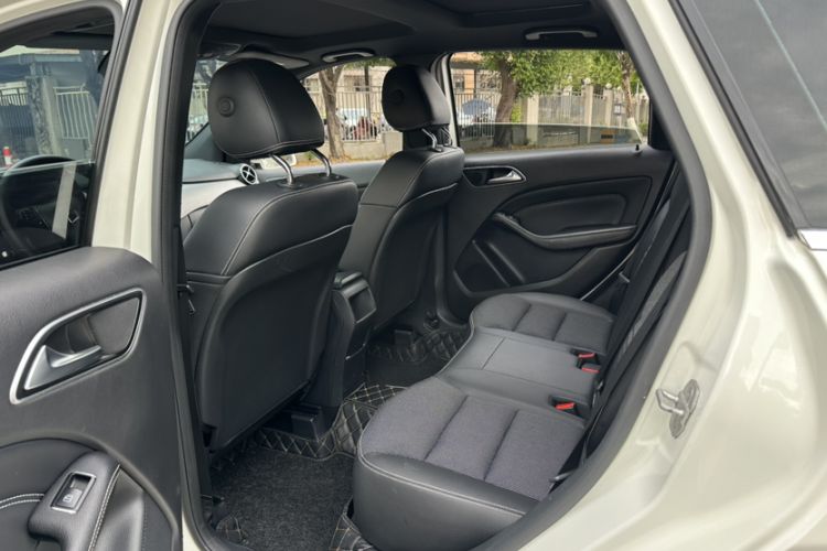 Used Mercedes-Benz B-Class 2015 B 200 Sport Edition
