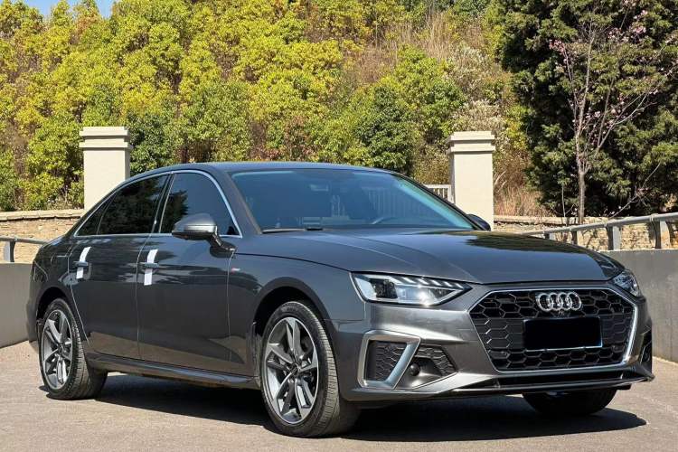 Used Audi A4L 2022 40 TFSI Fashion Dynamic Model
