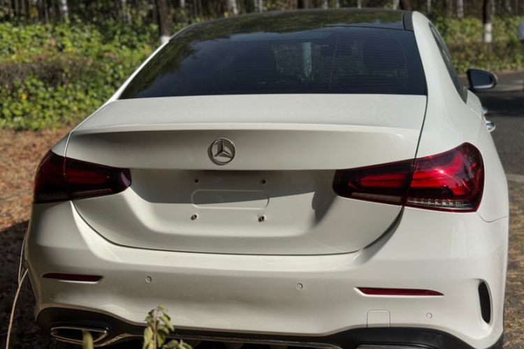 Used Mercedes-Benz A-Class 2021 A 200 L Sport Sedan Fashion Model
