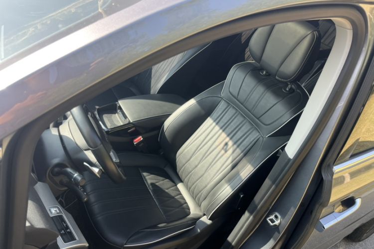 Used Roewe iMAX8 2022 400TGI Flagship Edition